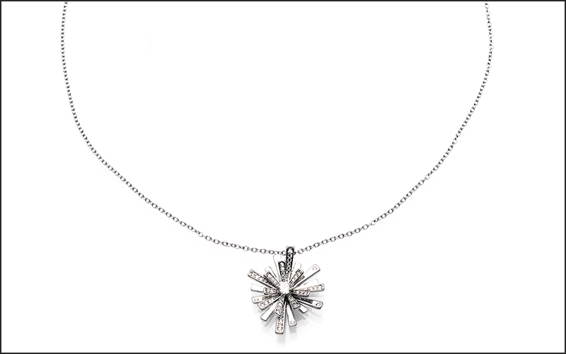 Dây chuyền bông hoa nhiều lớp